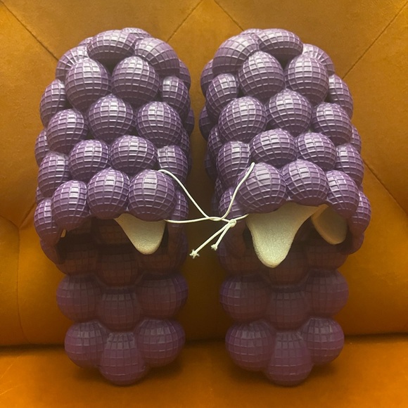 Golf Ball Slides, Purple Bubble Slides, Size L/XL - NWT - Picture 5 of 7